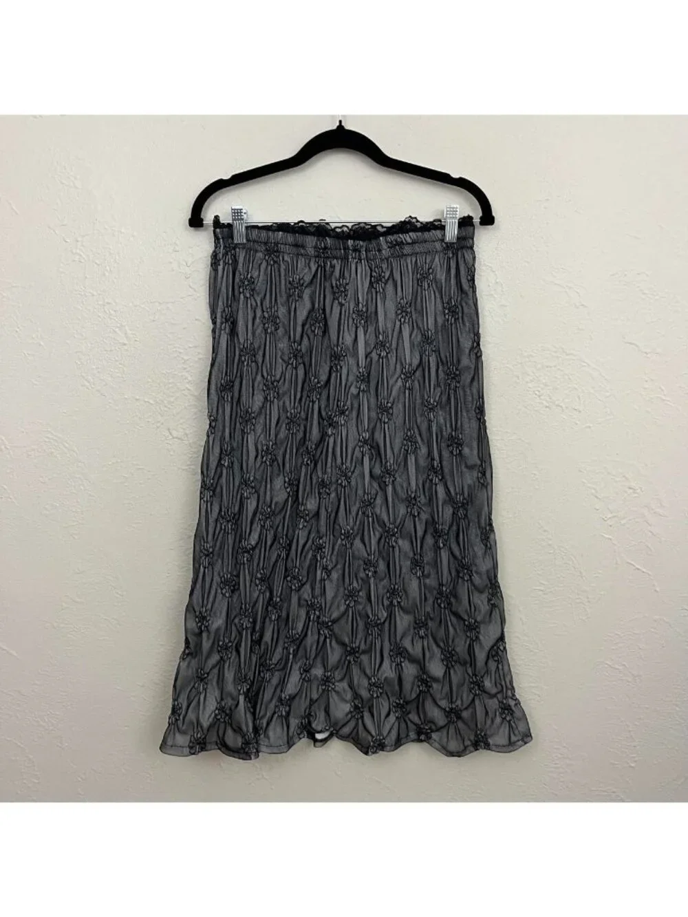 black floral quirky whimsical whimsygoth grunge mesh silk blend midi skirt - Picture 4 of 8